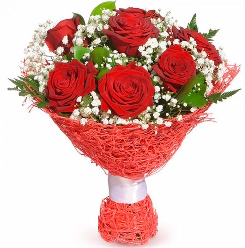 7 adet kırmızı gül buketi  Elazığ çiçek gönderme sitemiz güvenlidir 