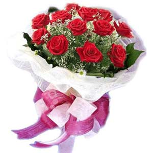 Elazığ çiçek mağazası , çiçekçi adresleri  11 adet kırmızı güllerden buket modeli
